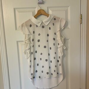 RW&CO. White Sleeveless Ruffled Blouse with Peter Pan Collar